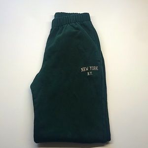 Brandy Melville New York Sweatpants NEW ONLY 1